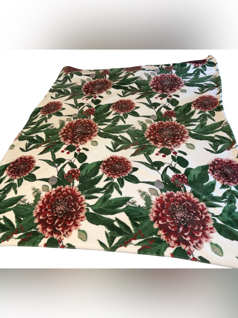 Plush Fleece Throw Blanket Botanical Burgundy Dahlia Flowers Green Foliage 60x70
